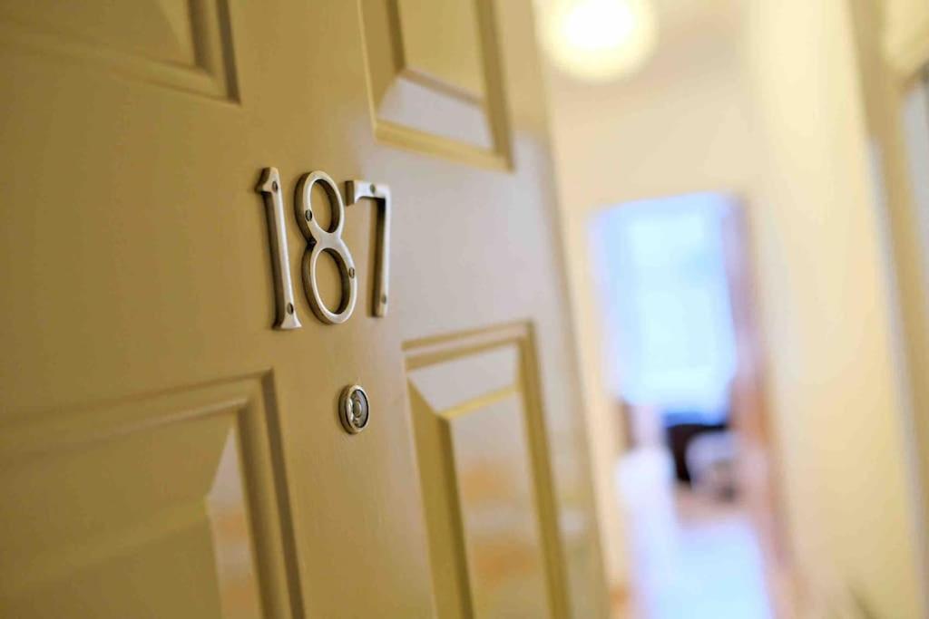 Modern & Spacious In Centre Aberdeen
